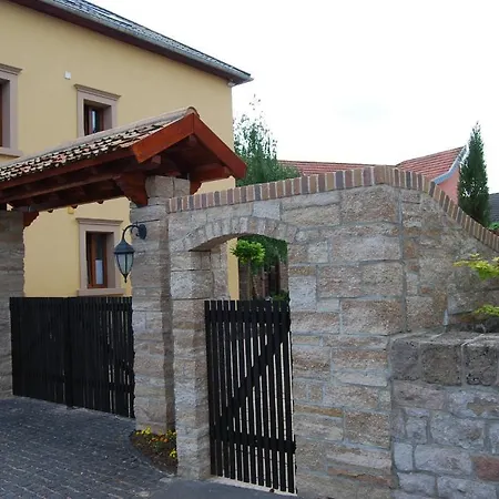 Hotel Figo 2*